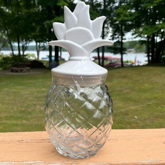 10” glass and porcelain container shaped like a pineapple - Picture 1 of 4